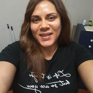 Meet your Posher, Rebekah